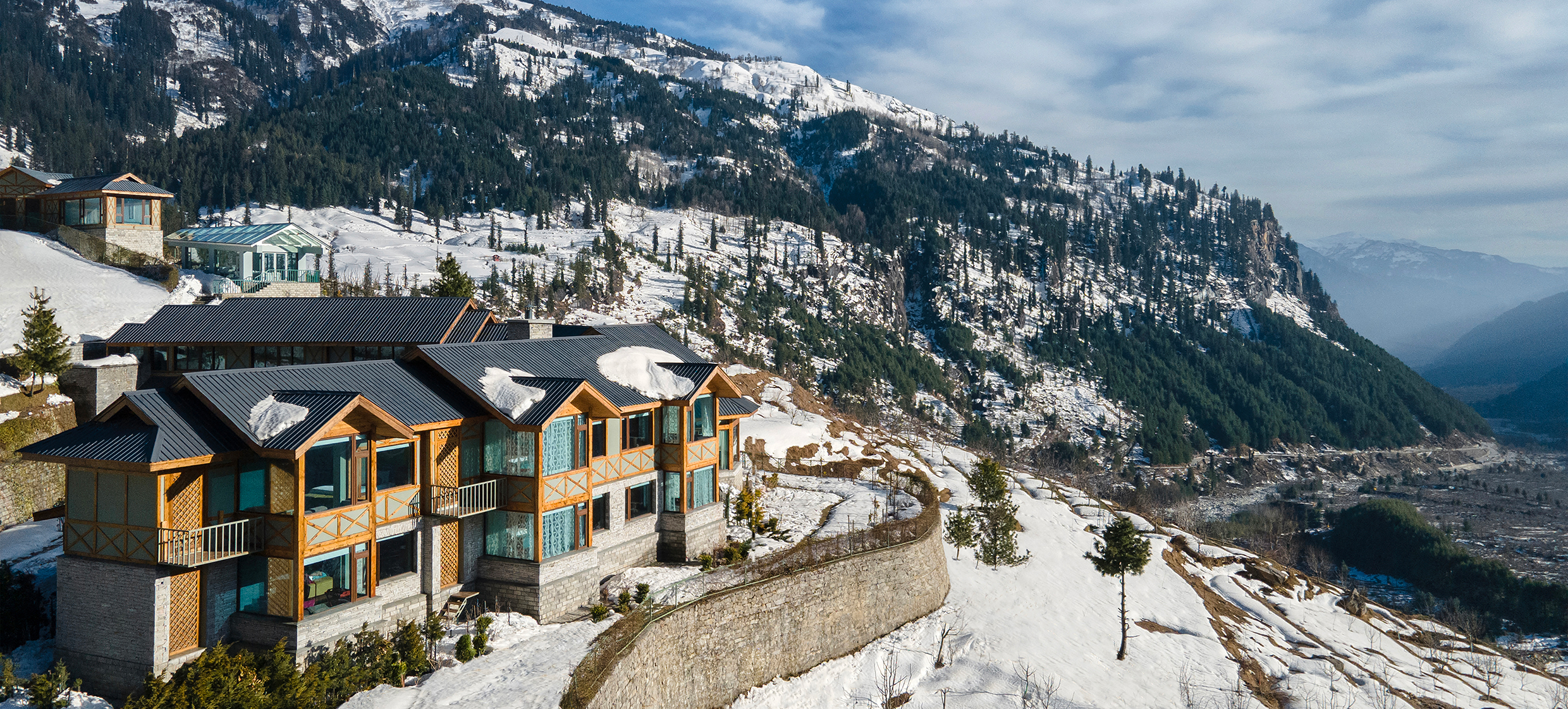Boutique Hotel & Guestrooms Management Services in Manali - Gaia Escapes